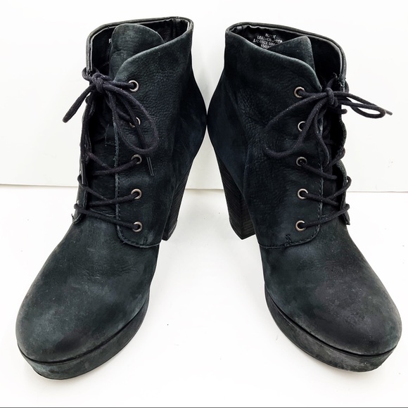 {STEVE MADDEN} 'Raspy' Distressed Leather Platform Boots - Picture 8 of 16